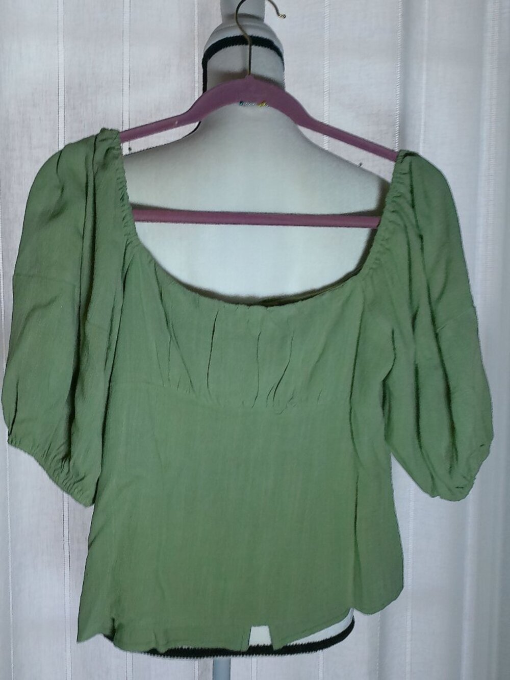AEMI & CO Elbow Sleeve Square Neck Button-Up Bright Olive Green Blouse NWOT S - Picture 3 of 10